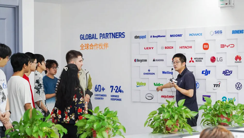 深化產(chǎn)教融合丨中國石油大學(xué)（華東）與艾普智能共筑實(shí)踐育人平臺(tái)